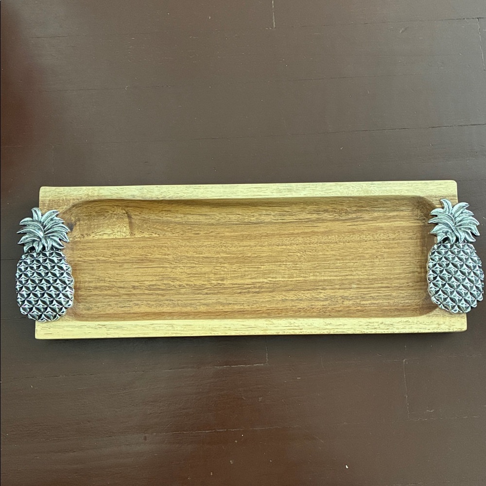 Rectangular Wooden Tray with Pineapple Details